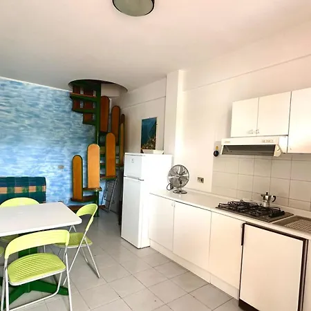 M403 - Marcelli, Grazioso Bilocale Con Corte Privata Apartment